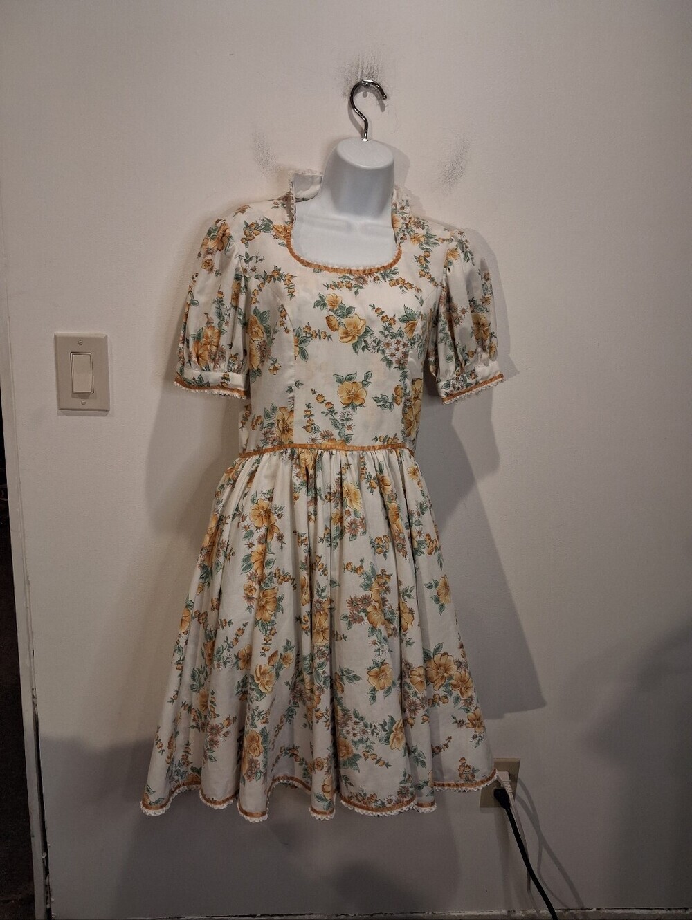 Handmade Cottagecore Size S Yellow Floral Retro Dress